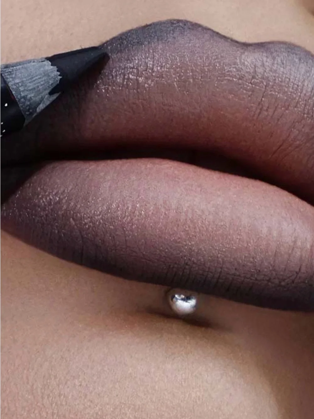 Glamlite Ghost Face Nude Lip Kit